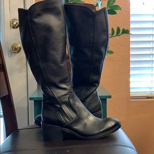Donald J Pliner boots